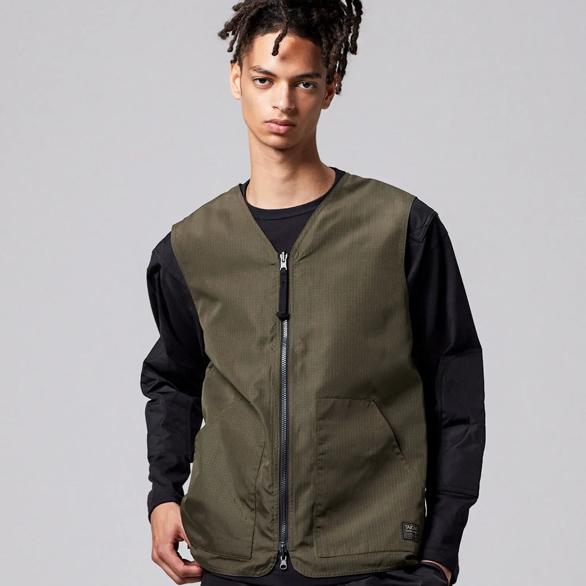 Unisex Non Down Military Reversible V Neck Vest – TAION US