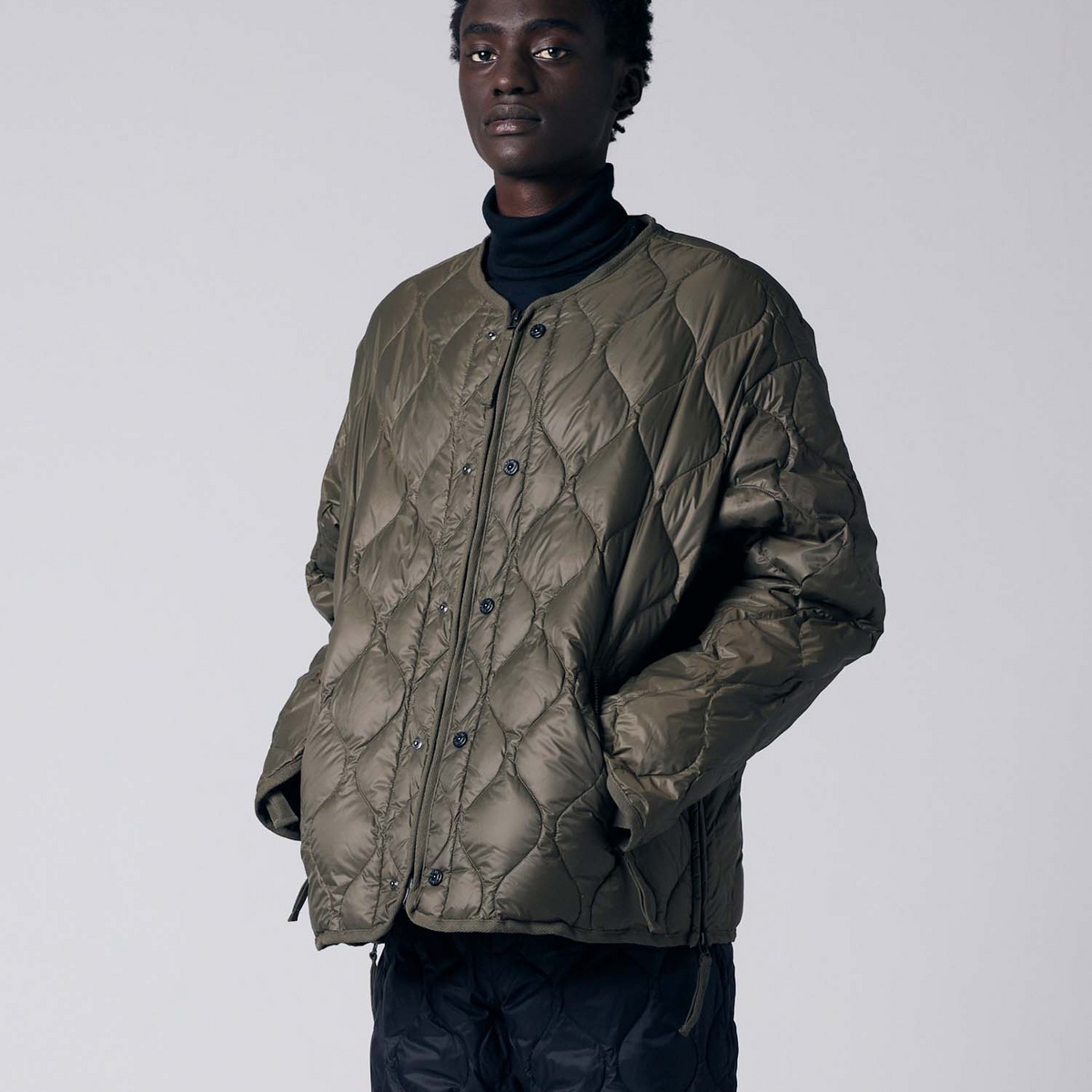 ジャケット・アウター tanmenC.P. Company Taylon Mixed JK Unisex Military M65 Liner W-Zip Short Down Jacket (Soft