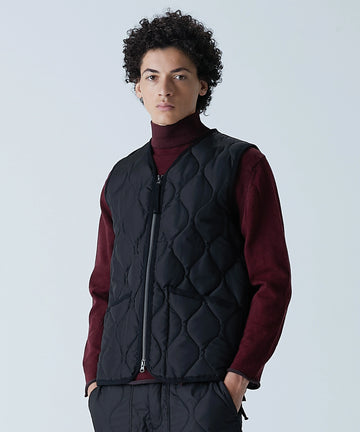 Unisex Military Zip V-Neck Down Vest (Hard Shell) – TAION US Unisex Military Zip V-Neck Down Vest (Hard Shell) – TAION US