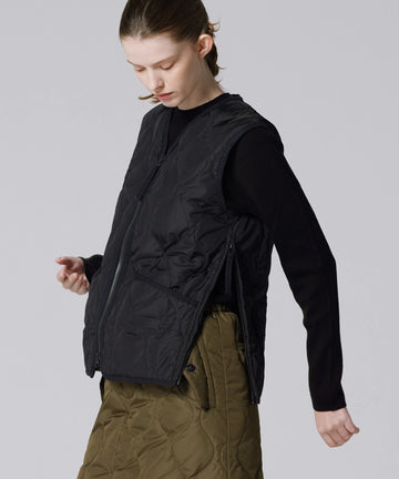 UJOH ZIP Slit Vest ブラック UJOH ZIP Slit Vest ブラック