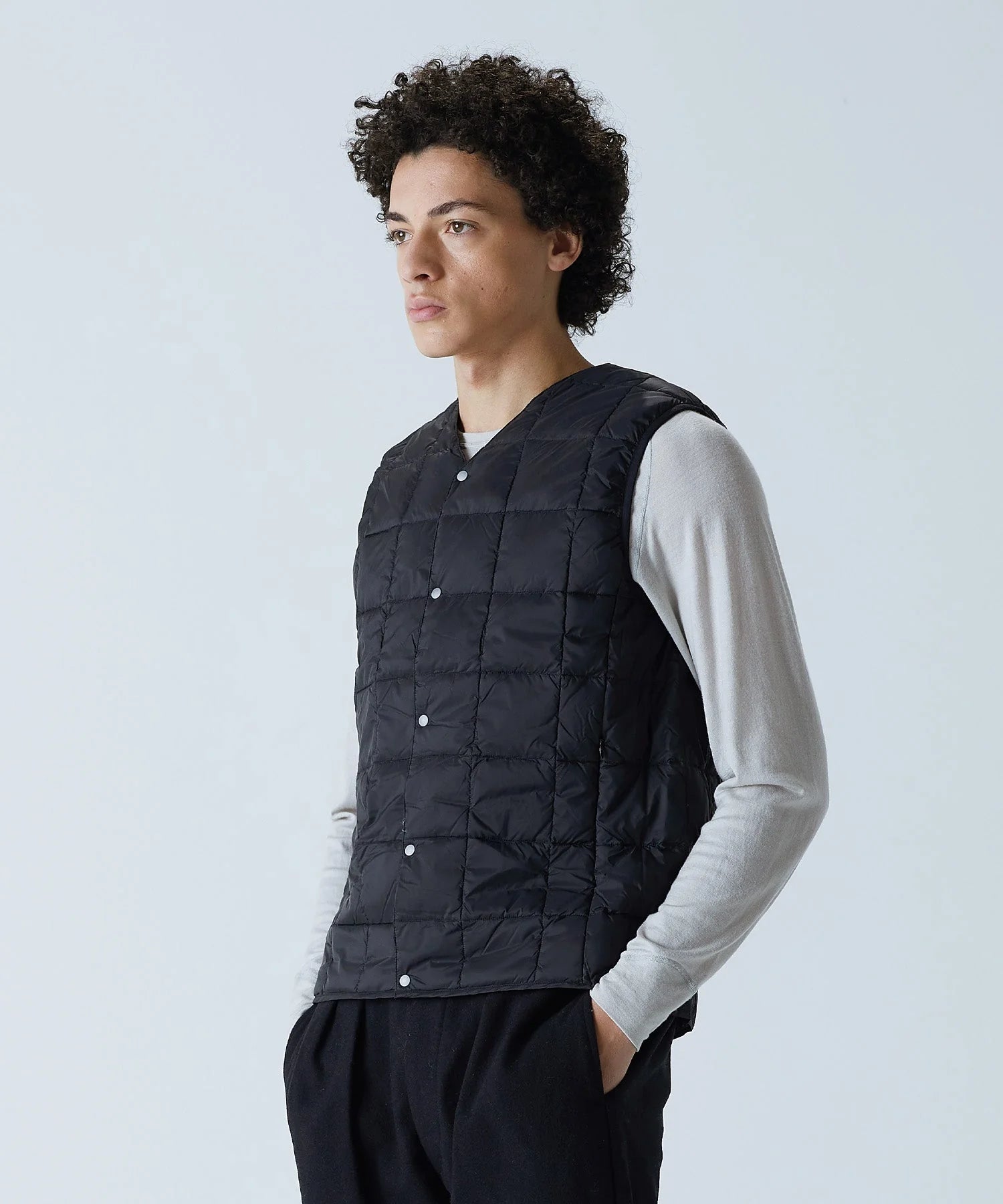 TAION Unisex Basic V-Neck Button Down Vest