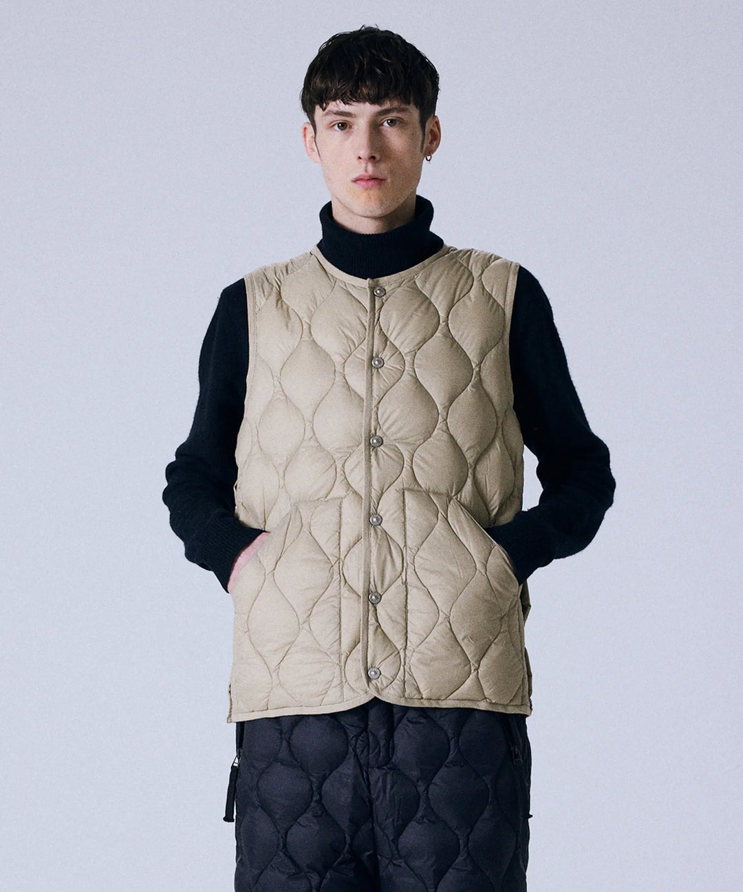 Unisex Military Crew Neck Down Vest (Soft Shell) – TAION US